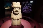 PICTURES/Montreal Museum of Archeology and History/t_Olmec28.JPG